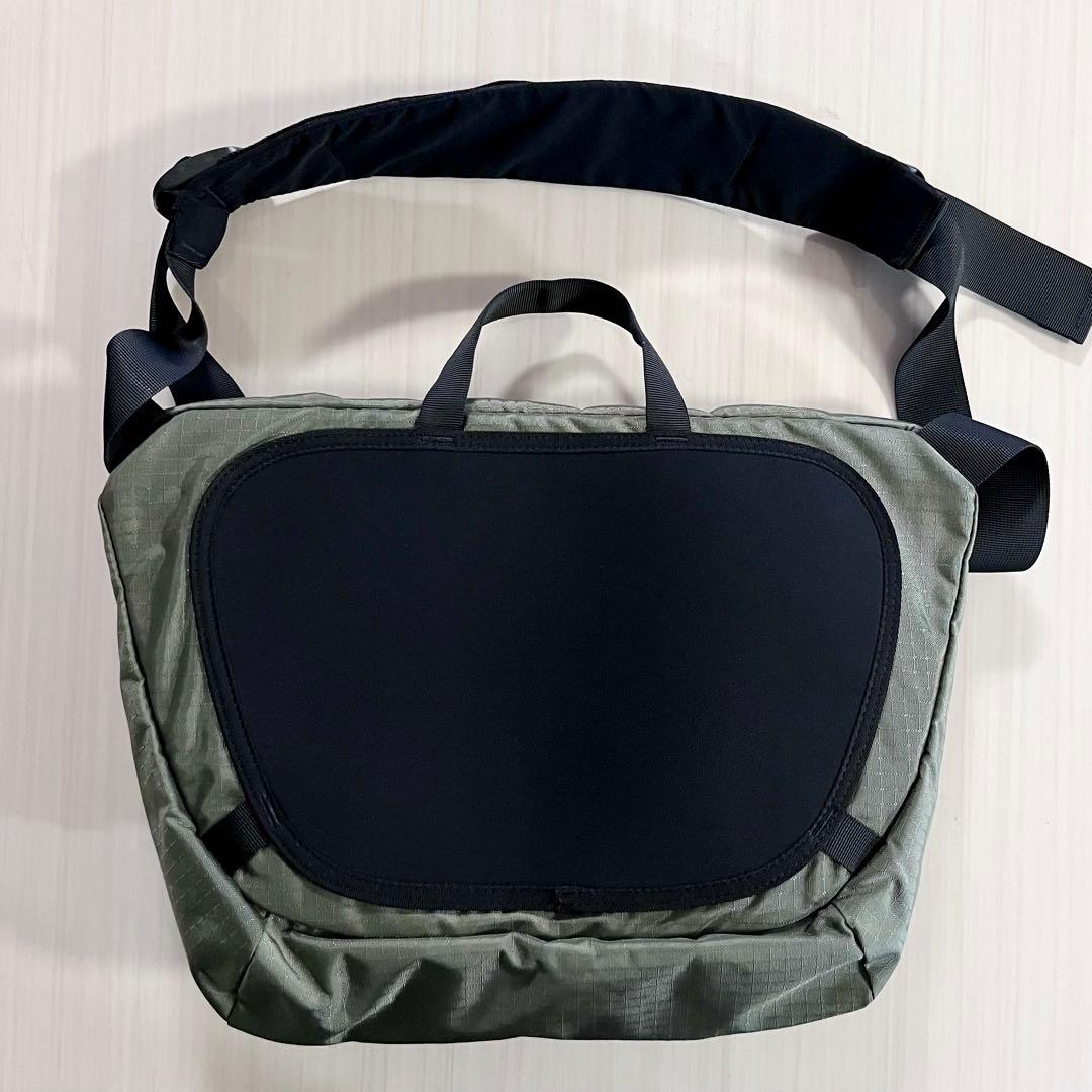 【新品同様】Arc'teryx アークテリクス クーリエ バッグ