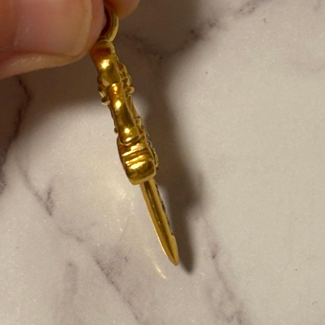 クロムハーツ　22k ダガーチャーム　パヴェダイヤ