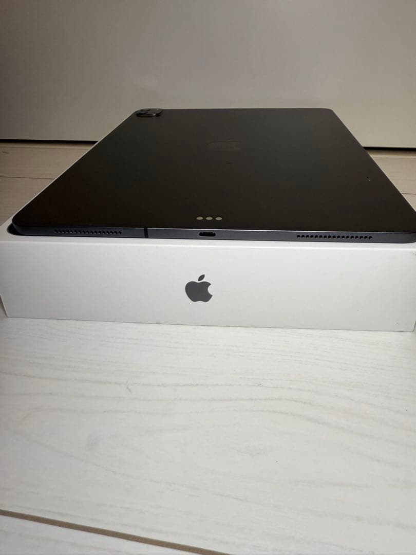 iPad Pro 12.9インチ 第4世代 Wi-Fi + Cellular