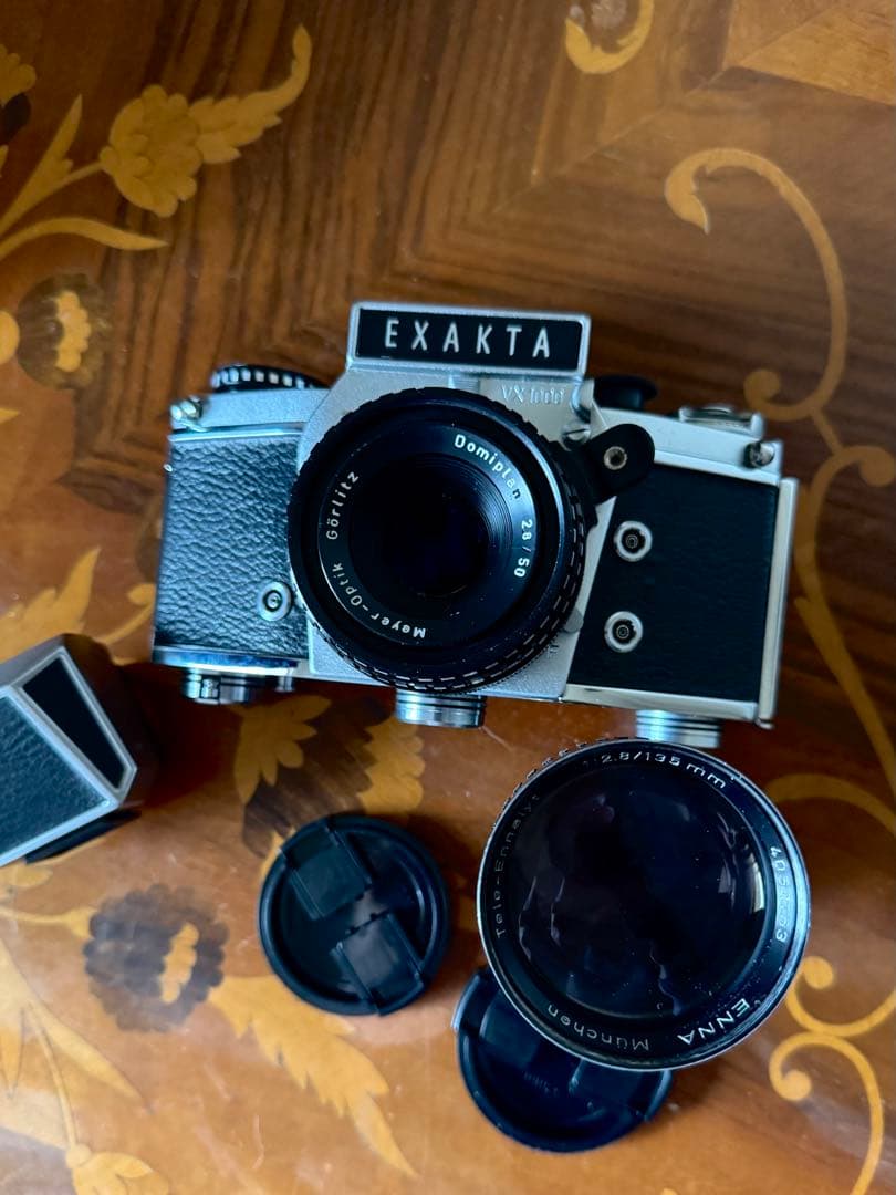 【貴重・完動品】EXAKTA VX1000＋ファインダー2種＋レンズ2本セット