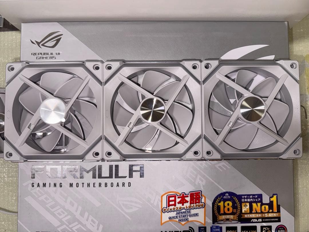 Lian li UNI FAN SL120 V2 120mm 6個セット