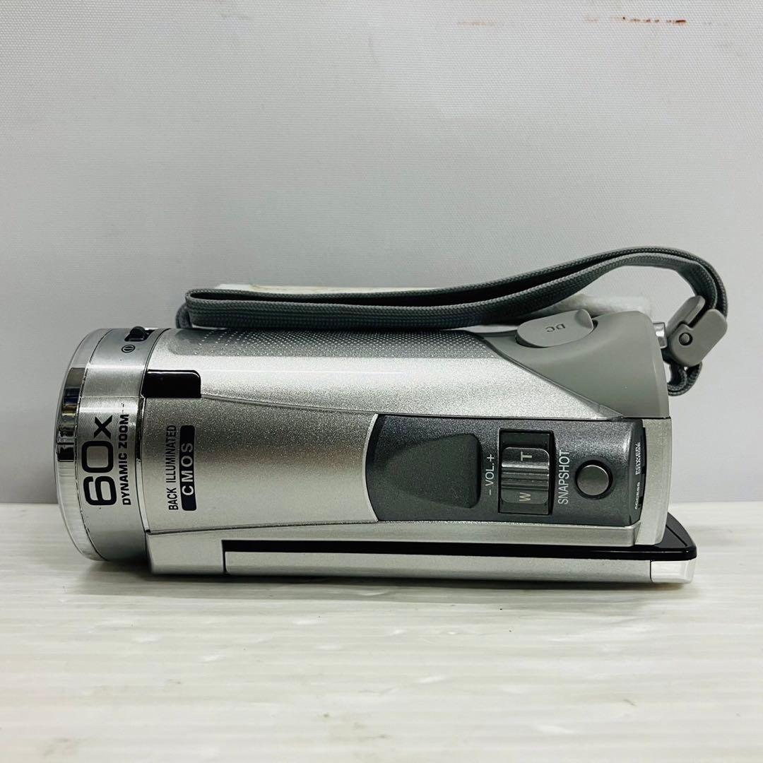 ★未使用品★極美品　Everio GZ-HM199-S ビデオカメラ