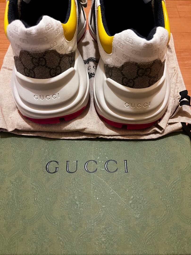 GUCCI GGパターン スニーカー イエロー/ネイビー