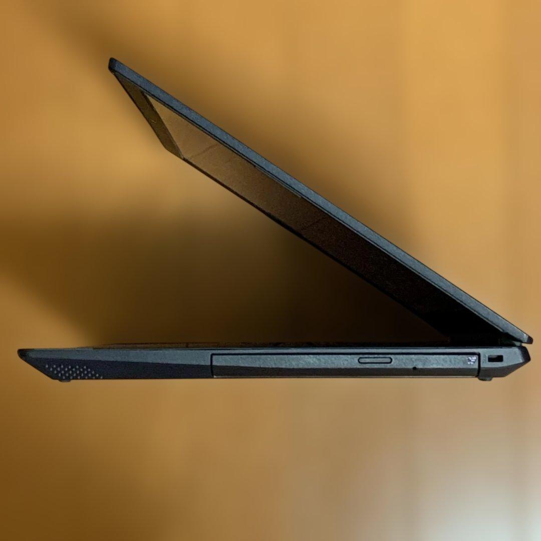 ✨SSD240GB＆メモリ8GB✨Windows11✨カメラ✨テンキー、DVD