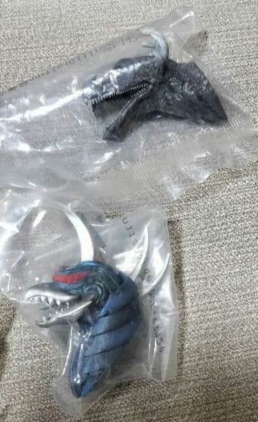 ク*ド様 ゴジラ　一番くじ　モンスターヘッドマグネット　17種　18体セット