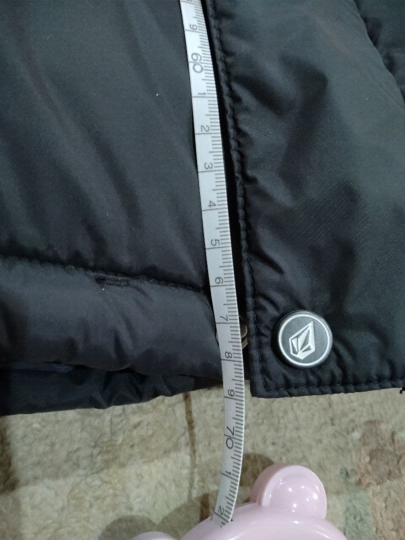 VOLCOM　ダウンスノーボードウェアМサイズ 中古品
