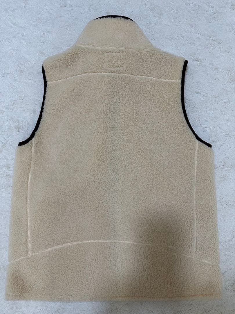 アグUGG ボアベスト モコモコベスト 冬アイボリー