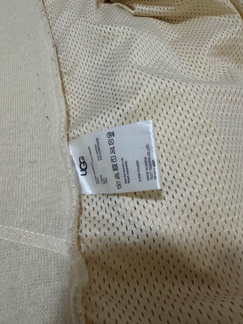 アグUGG ボアベスト モコモコベスト 冬アイボリー