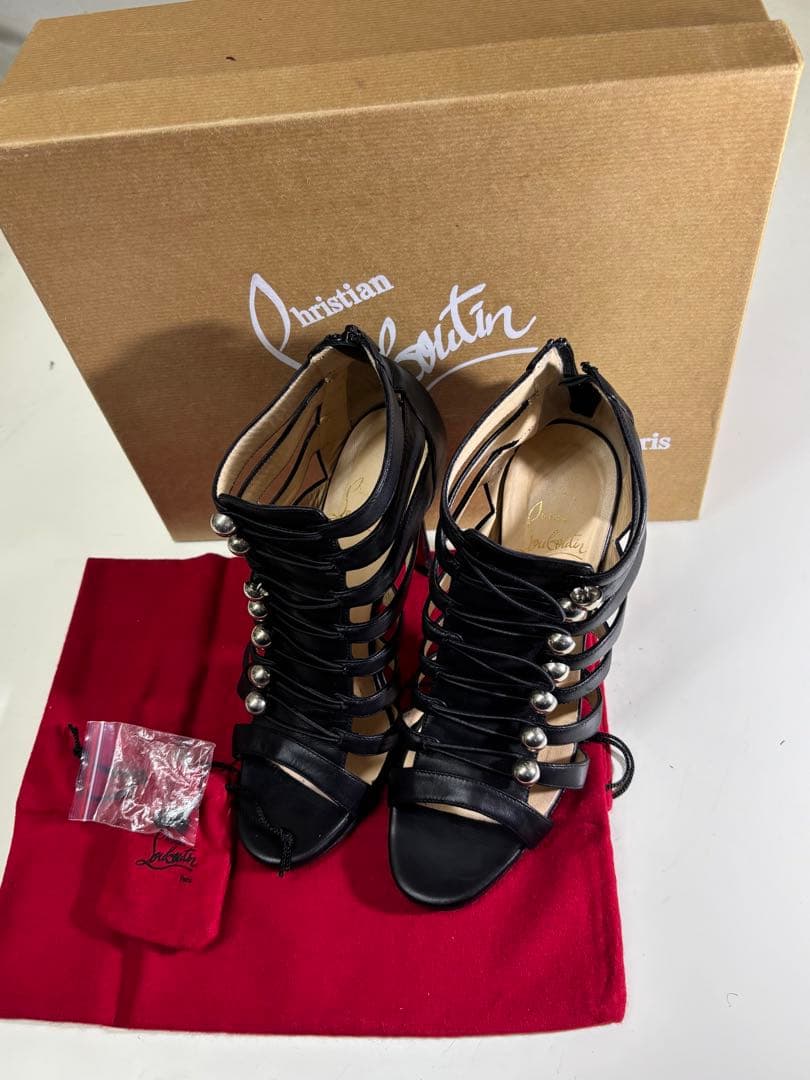 クリスチャンルブタン　レディース　パンプス