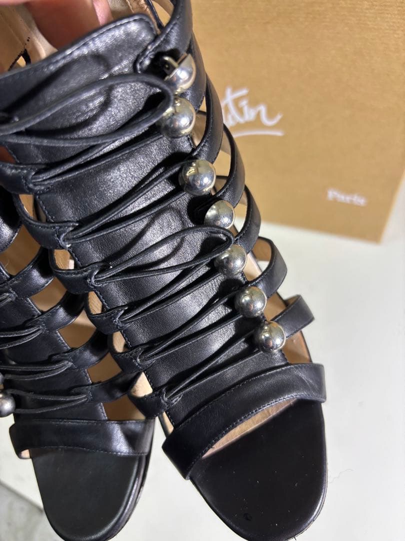 クリスチャンルブタン　レディース　パンプス