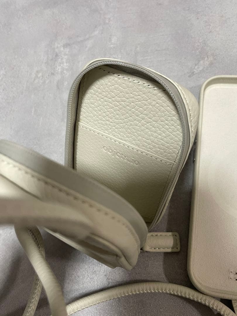 objects.io iPhone16Pro ケース ストラップ付き