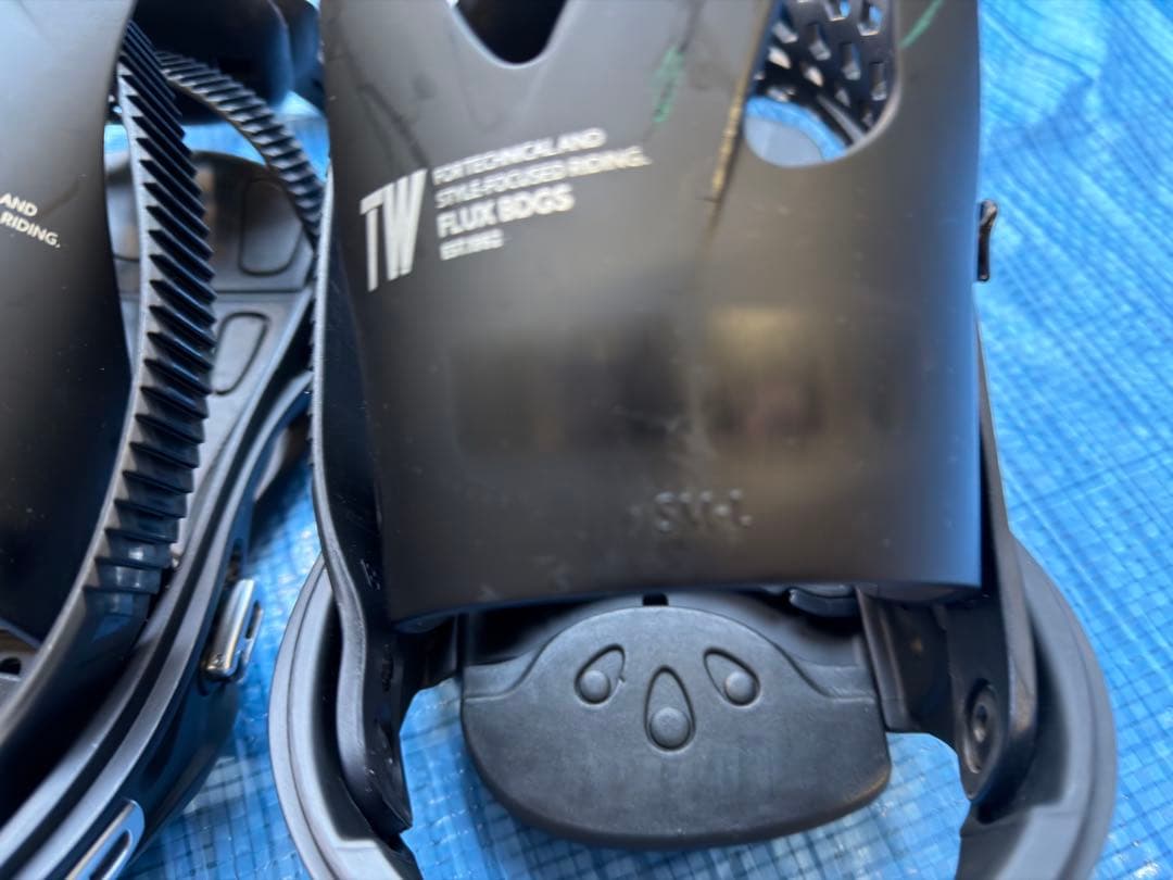 FLUX TW 21-22 Msize 中古