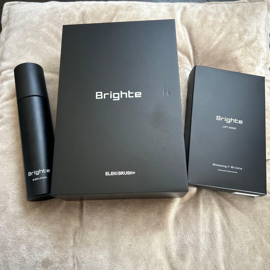 【新品 正規品】Brighte エレキブラシプラス　美白シートマスク付き♪