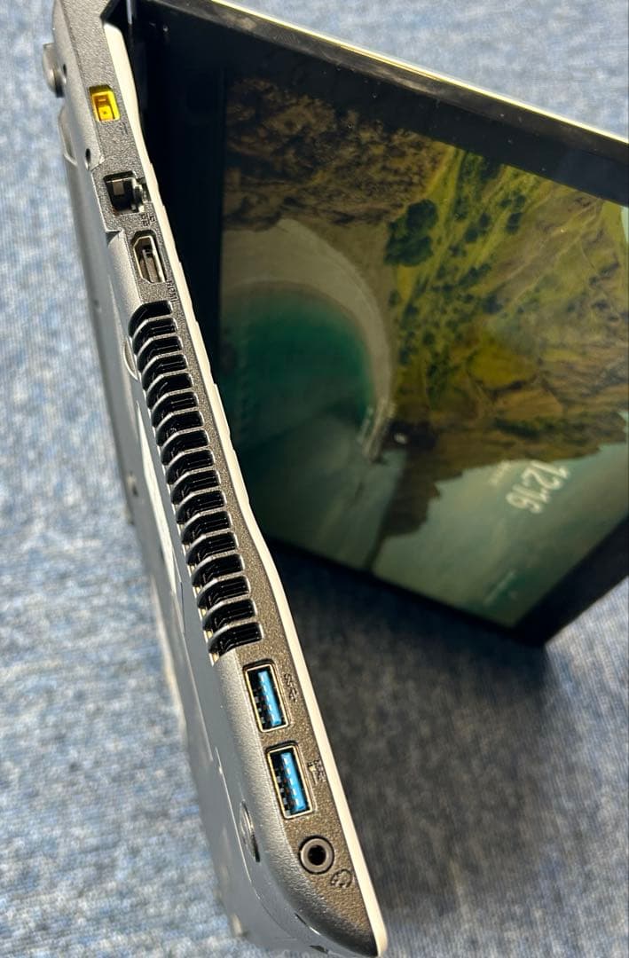 NEC ノートパソコン Lavie PC-NS350DAW-Y SSD 4GB