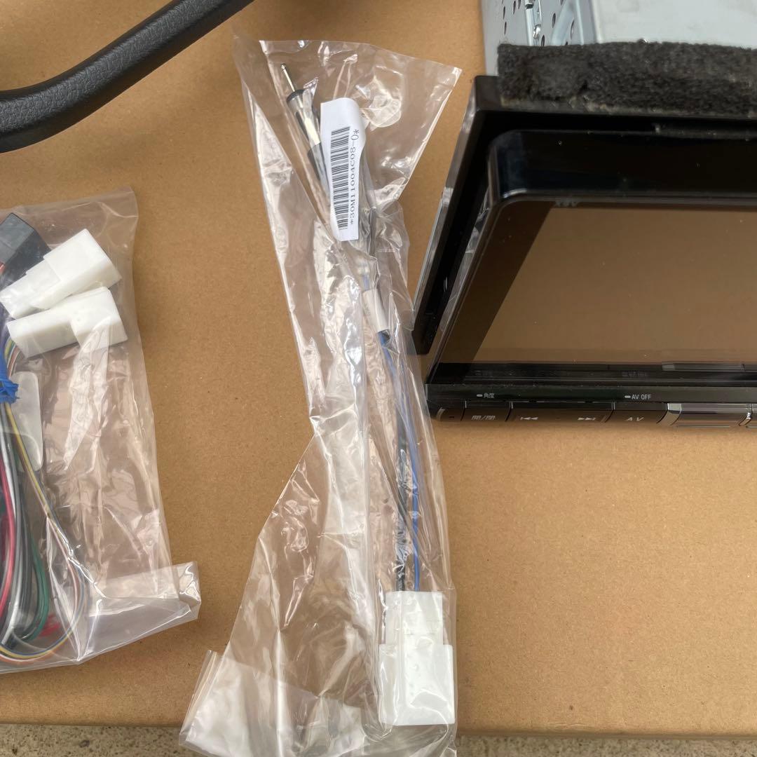 ビッグX 9インチ　X9V カーナビ　ヴォクシー