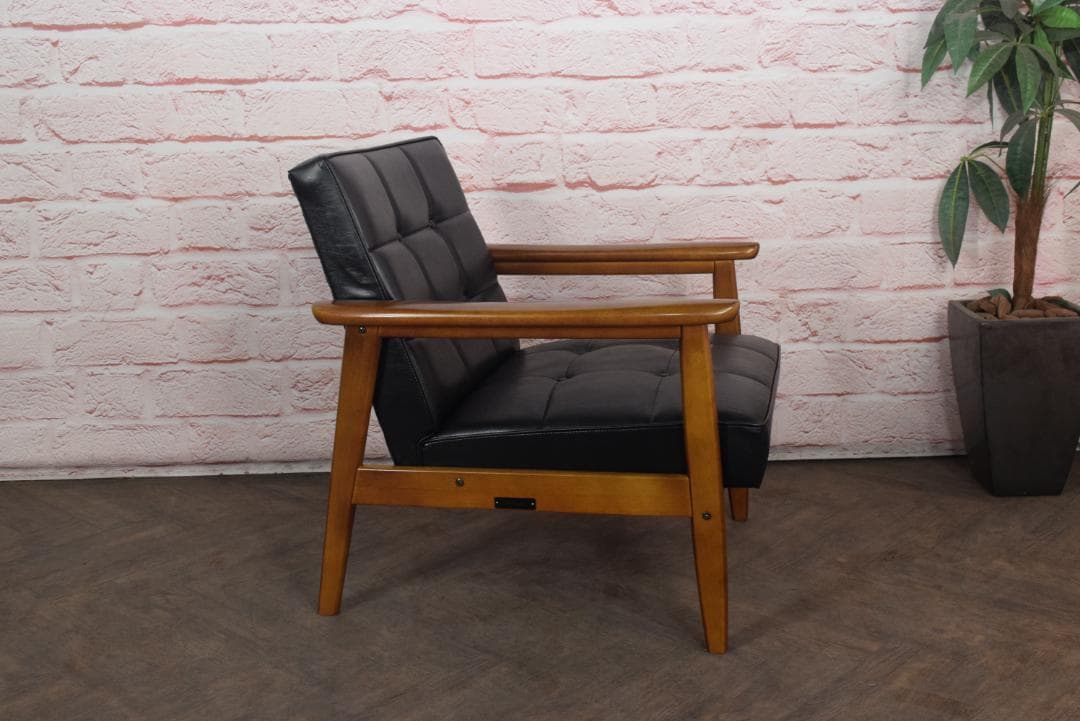 展示品　カリモク60 Kチェア スタンダードブラック　 W36170BW　19A