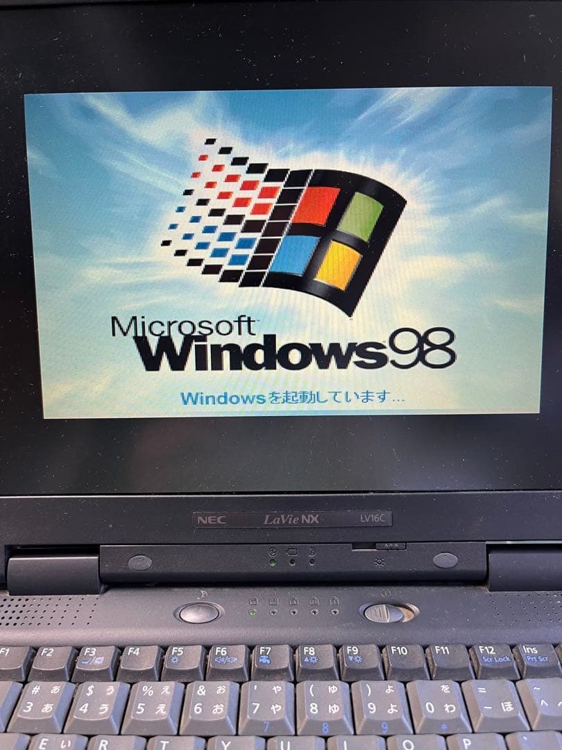 NEC PC-LV16CWSCAF1 Windows98ノートPC
