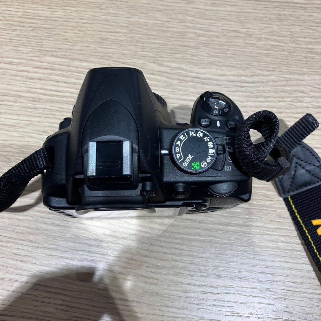 Nikon D3100 200MMダブルズームキット