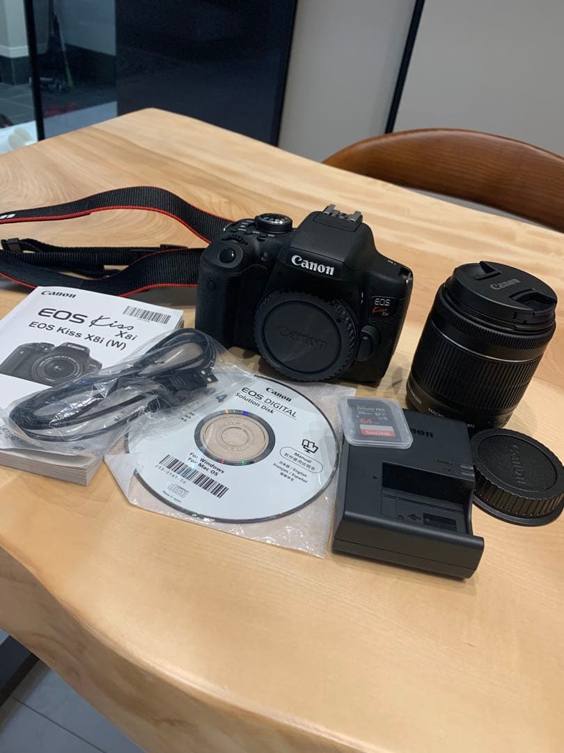 デジタルカメラ CanonEOS kiss x8i