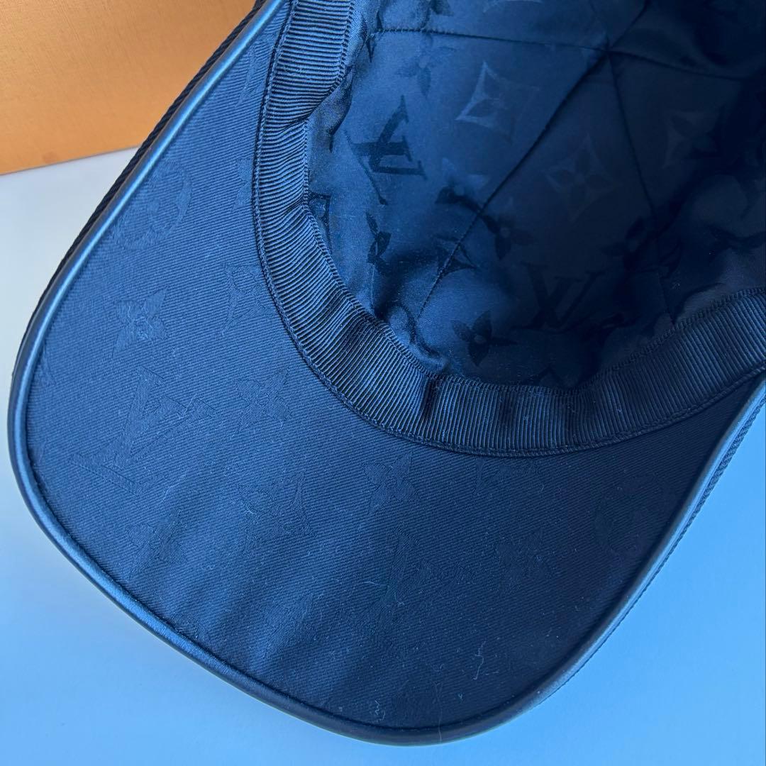 【新品未使用】Louis Vuitton LVアイコニックLサイズ