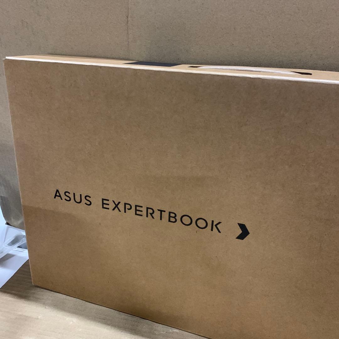 ASUS ノートパソコン ExpertBook B1 15.6インチ　i7