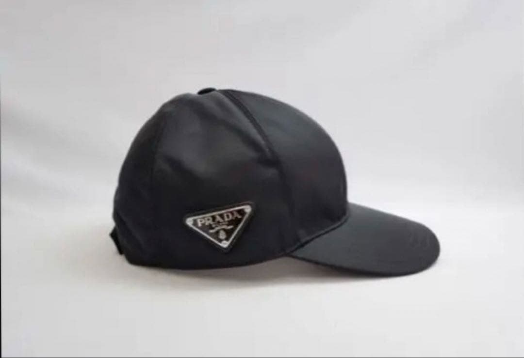 美品】PRADA ナイロンキャップ（Ｍサイズ)