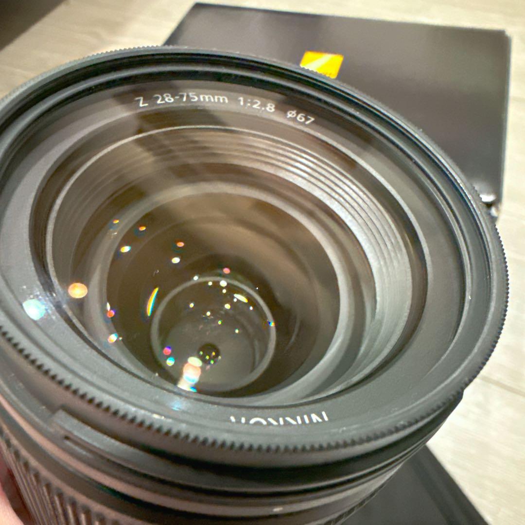 ニコン NIKKOR Z 28-75mm f/2.8レンズ　保護フィルター付