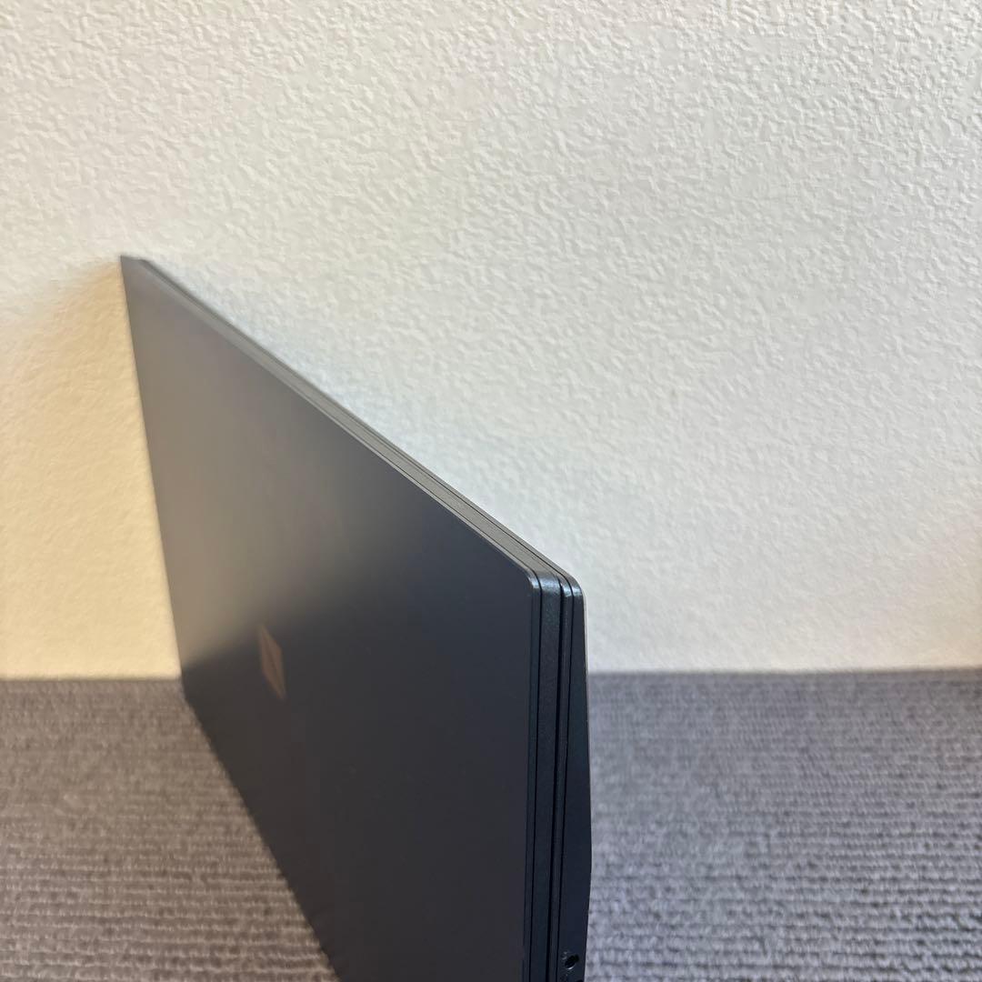 鶴屋様NEC Lavie N1515/A Athlon Silver 3050U