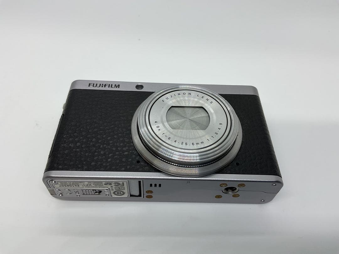 FUJIFILM XF1 コンパクトデジタルカメラ 本体＋付属品セット
