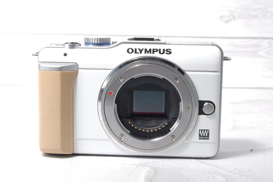OLYMPUS E-PL1 レンズキット ミラーレス一眼 オリンパス 望遠レンズ