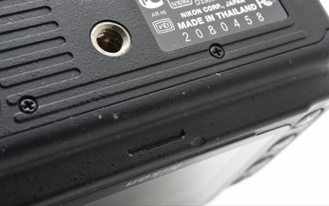 Nikon ニコン D7000 ボディ 美品 ケース付 ストラップ付 純正