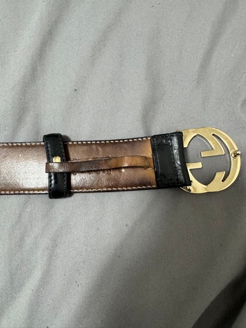 GUCCI ダブルGバックル 黒レザーベルト　成人式に是非！！