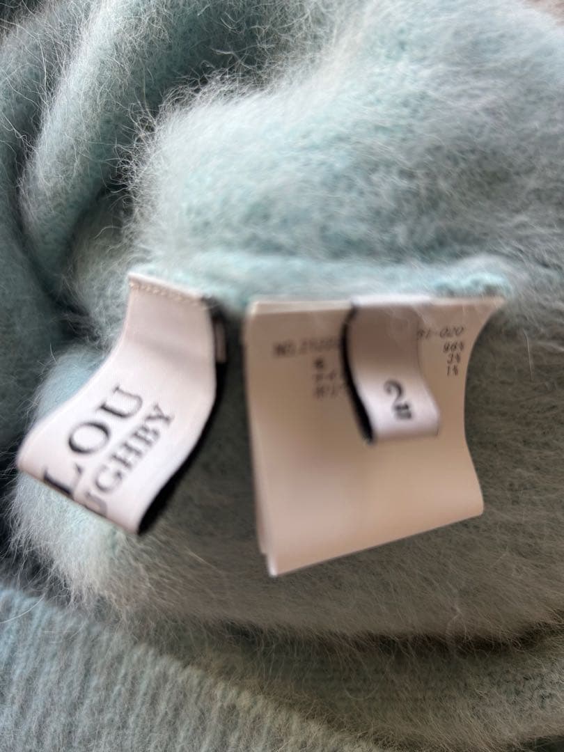 アルアバイル　ルルウィルビー ファー加工オフタートルプルオーバー