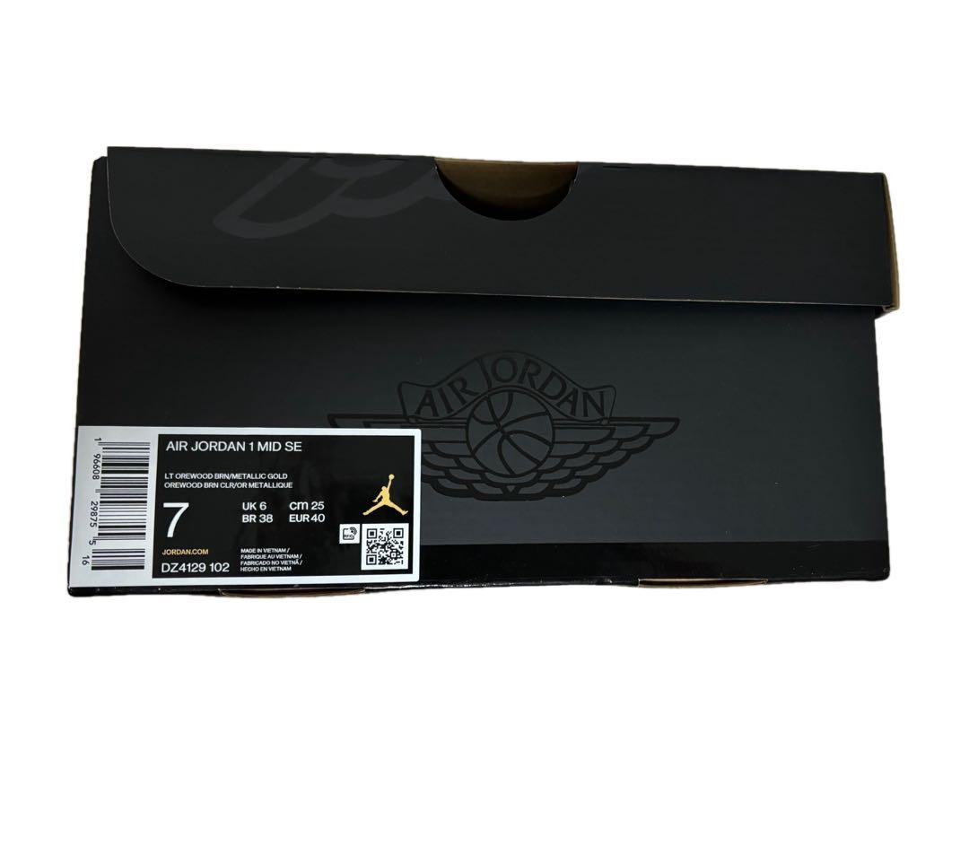 美品！希少Nikeナイキエアジョーダン1 ミッドSE ユニセックス25cm