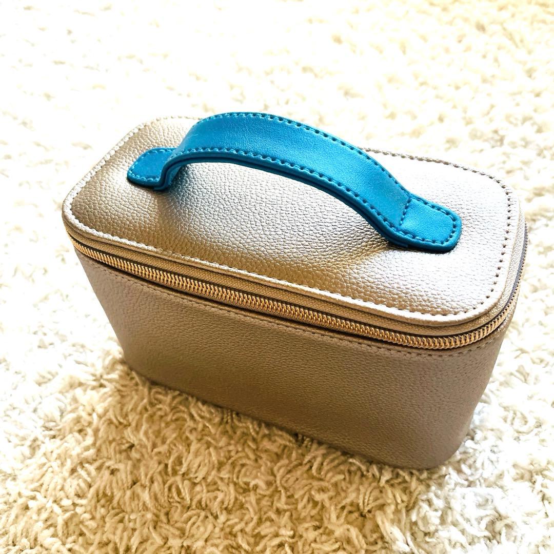 エミレーツ航空　ファーストクラス　アメニティ　ブルガリ　夏バージョン