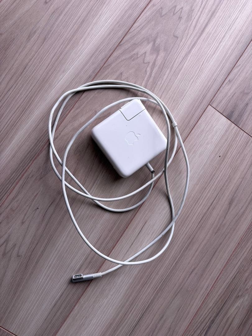 MacBook Pro 2012 / OS Catalina / 初期化済 /