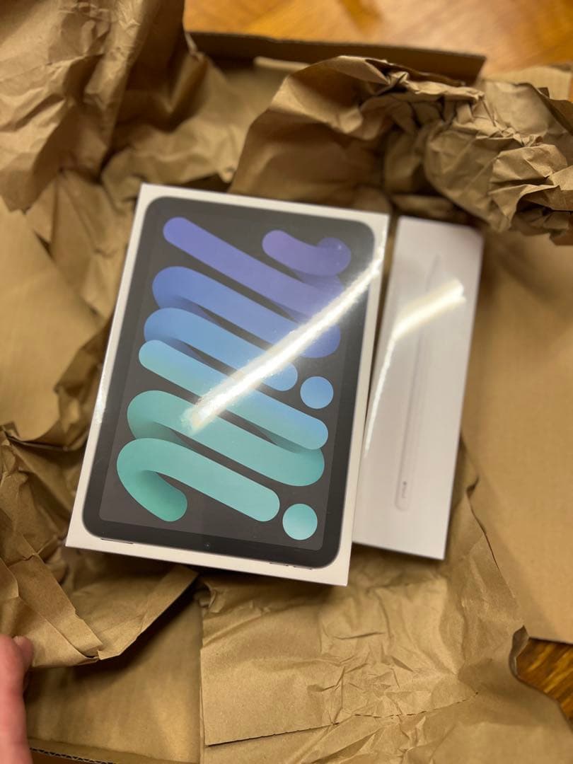 新品未開封　iPad mini 64GB Wi-Fi 第6世代　＋未開封付属品