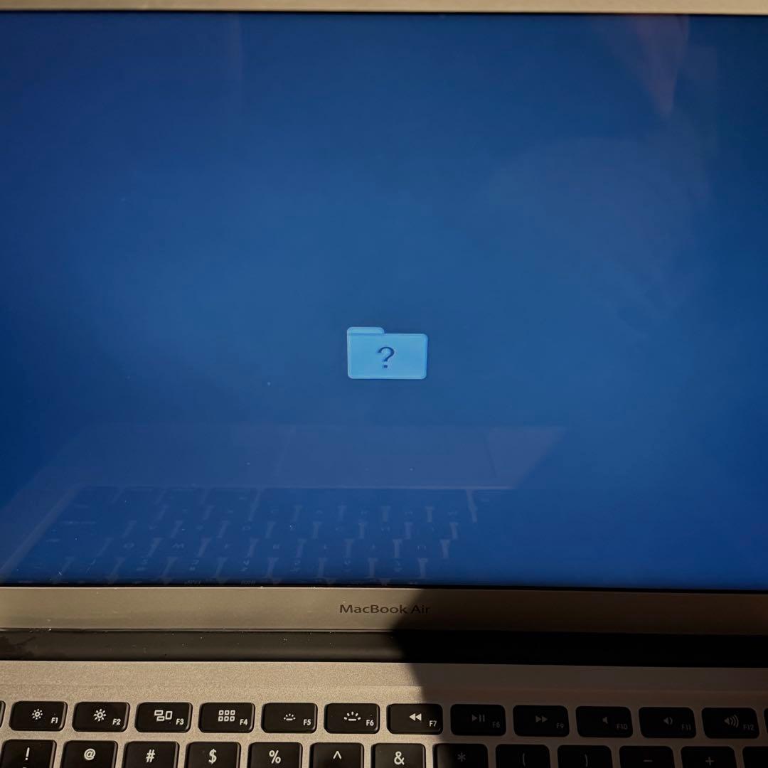 MacBook Air 13インチ（Early 2015)