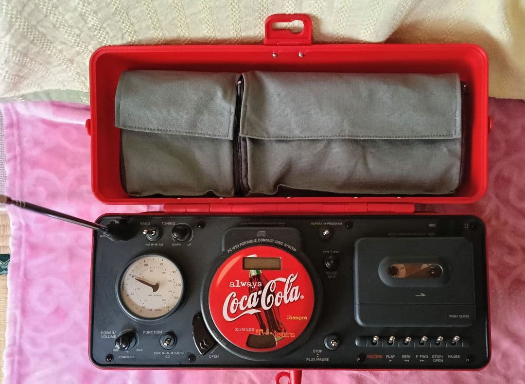 コカ・コーラ社　非売品 CDラジカセ