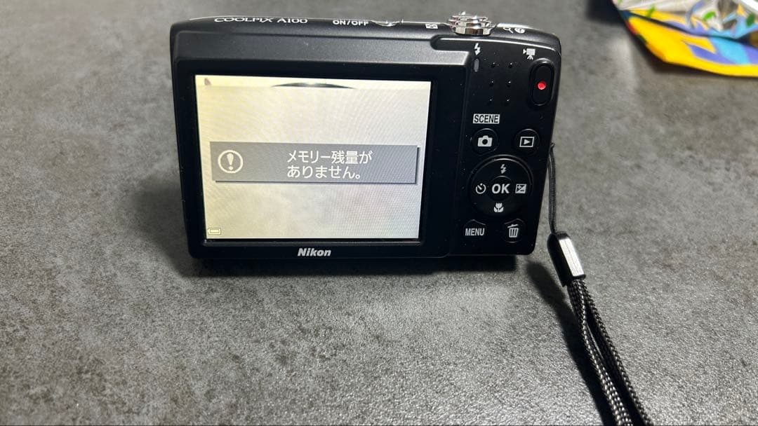 デジタルカメラ Nikon coolpix A100