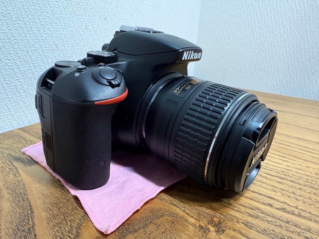 Nikon ニコン D5500 デジタル一眼レフカメラ ダブルズームキット美品