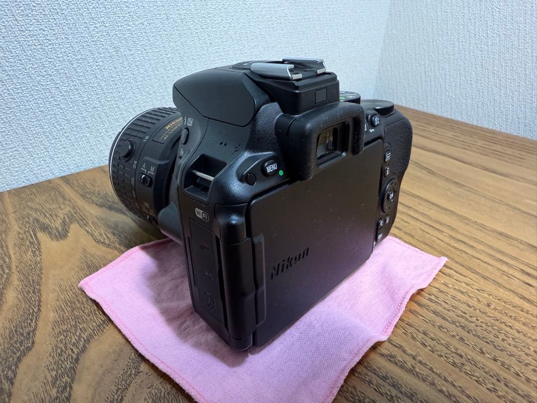 Nikon ニコン D5500 デジタル一眼レフカメラ ダブルズームキット美品