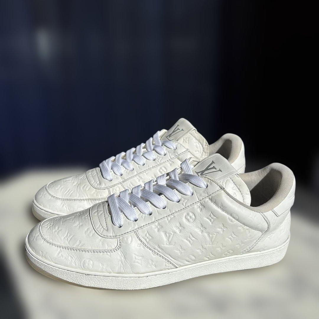 ルイヴィトン　リヴォリライン　モノグラム　スニーカー　シューズ　ルクセンブルク