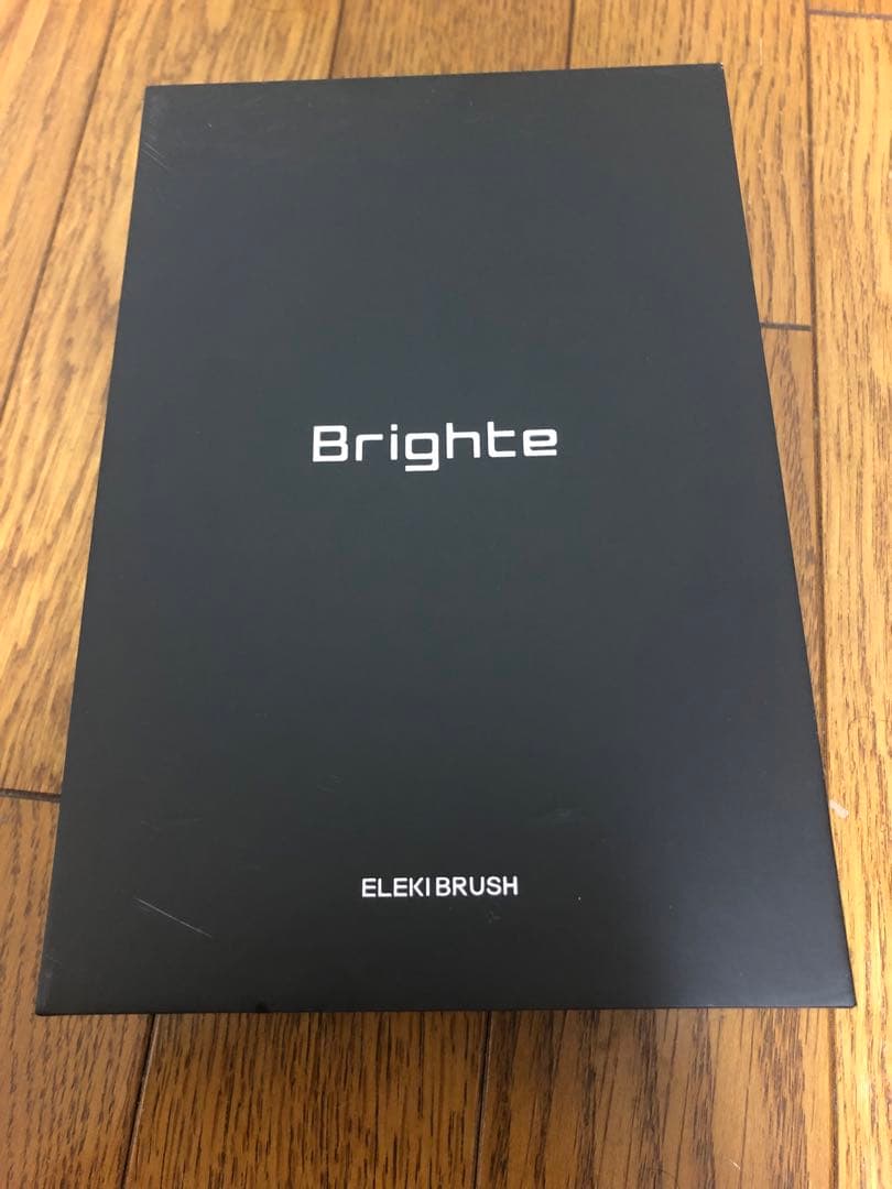 値下げしました　Brighte ELEKI BRUSH 美顔器