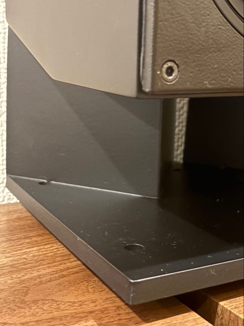 Bowers & Wilkins（B&W）CM1 black