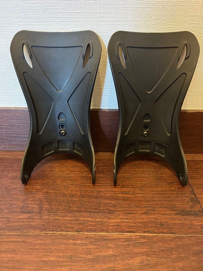 Karakoram スノーボードビンディング ブラック