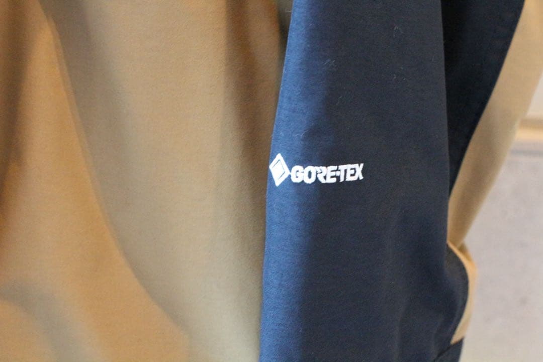 メル98584　THE NORTH FACE マウンテンライトジャケット