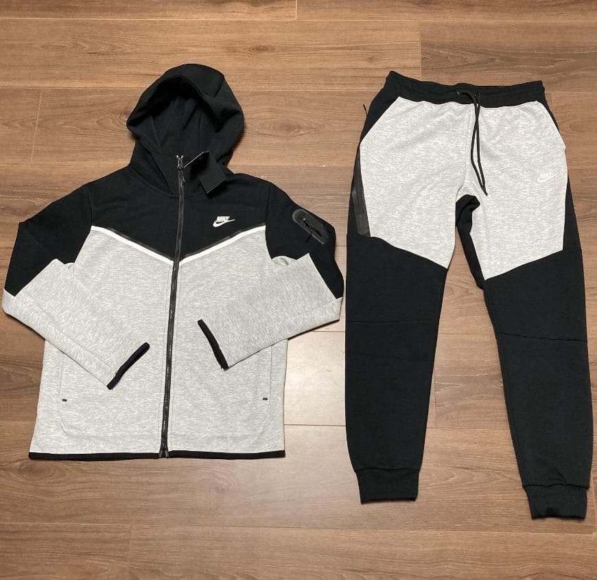 NIKE Tech Fleece セットアップ ブラック × グレー