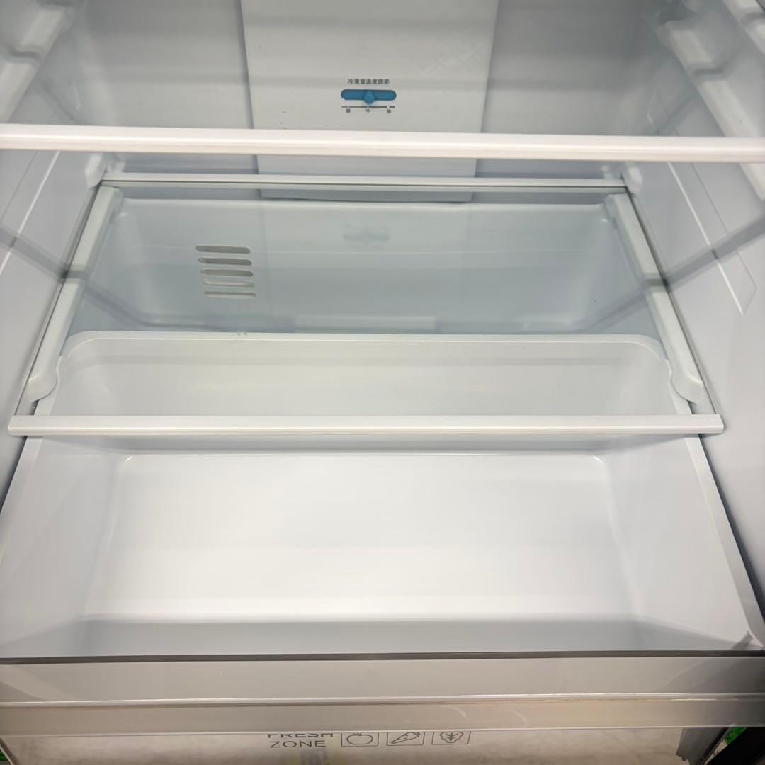 625 イチオシ！　関東配送　冷蔵庫　200L弱　極美品　一人暮らし〜二人暮らし