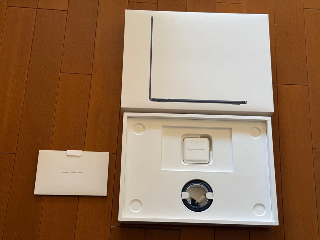 MacBook Air M2 13インチ 8GB 256GB ミッドナイト